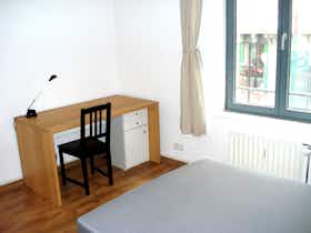 Private room for rent for €725 per month in Brussels, Antoine Dansaertstraat