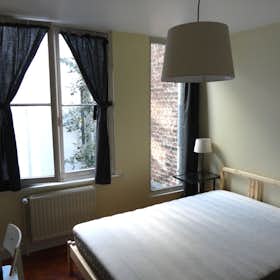 Private room for rent for €725 per month in Brussels, Rue Stevin