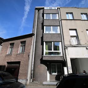 Private room for rent for €450 per month in Antwerpen, Begijnenstraat