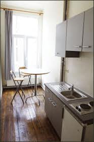 Habitación privada en alquiler por 280 € al mes en Antwerpen, Cassiersstraat