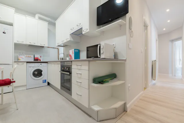 Private room in Calle Montserrat, Madrid (631848) room image 10