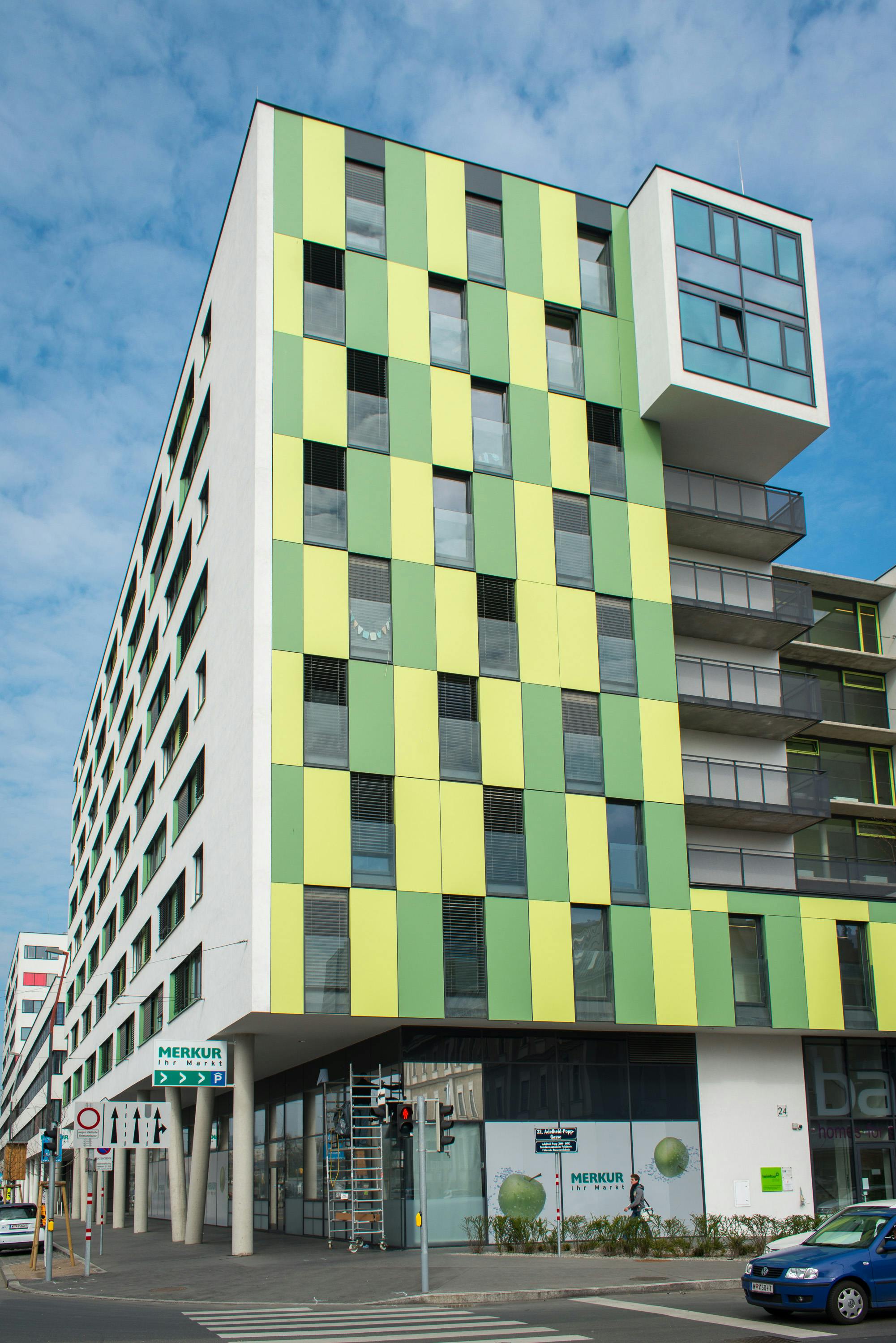 preview gallery tile