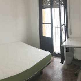 Private room for rent for €324 per month in Córdoba, Pasaje Saravia