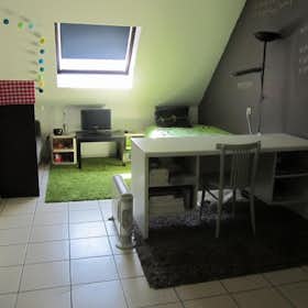私人房间 正在以 €225 的月租出租，其位于 Diepenbeek, Peperstraat