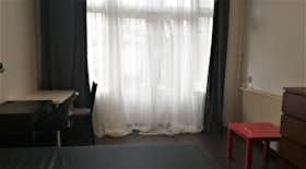 Private room for rent for €850 per month in Voorburg, Heeswijkstraat