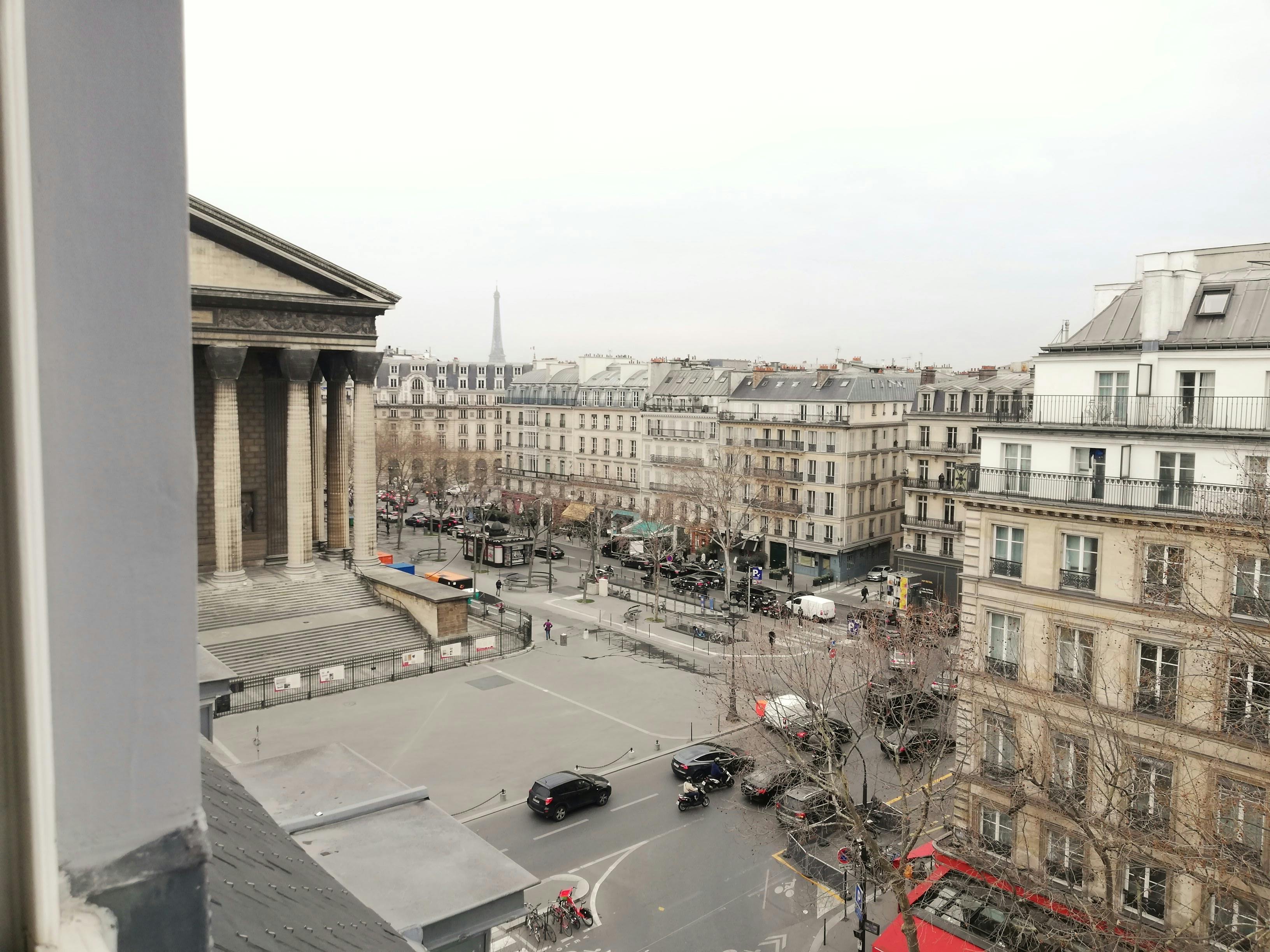 Studio for rent for €1,150 per month in Paris, Rue Tronchet