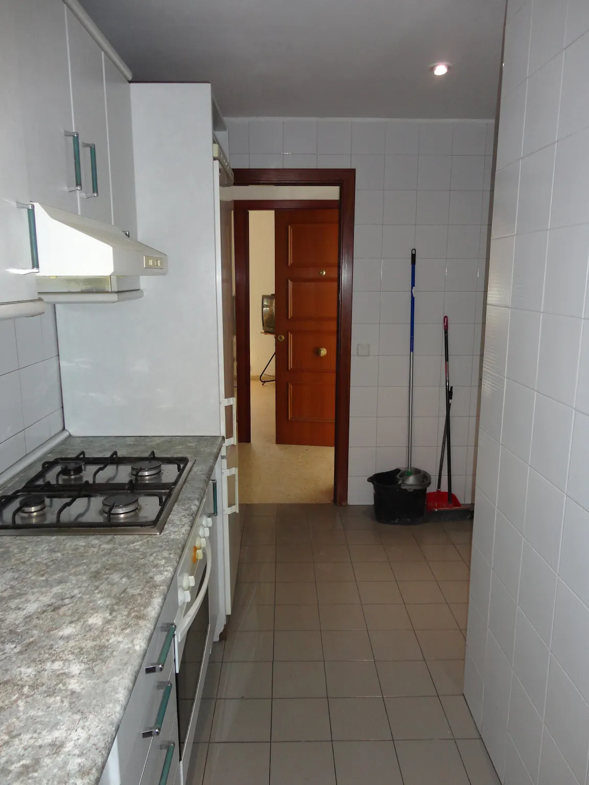 Private room in Avenida de Palomeras, Madrid (640470) COMMON_AREA 4