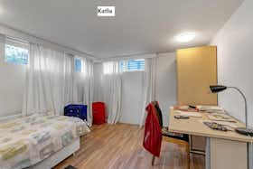 Privé kamer te huur voor ISK 120.006 per maand in Kópavogur, Sæbólsbraut