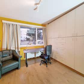 私人房间 正在以 ISK 138,998 的月租出租，其位于 Reykjavík, Hringbraut