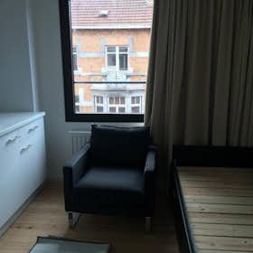 Private room for rent for €545 per month in Leuven, Sint-Lambertusstraat