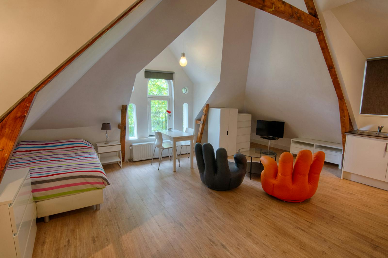 preview gallery tile