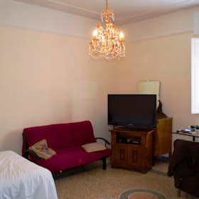 Apartament de închiriat pentru 900 EUR pe lună în Foggia, Via della Repubblica