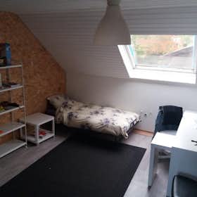 WG-Zimmer for rent for 350 € per month in Gent, Heizen