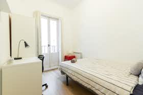 私人房间 正在以 €615 的月租出租，其位于 Madrid, Calle de Claudio Coello