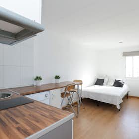Studio for rent for 750 € per month in Barcelona, Carrer de Sant Bartomeu