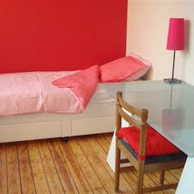 Stanza privata for rent for 450 € per month in Schaerbeek, Rue Monrose
