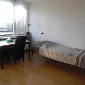 私人房间 正在以 €895 的月租出租，其位于 Leiden, Lammermarkt