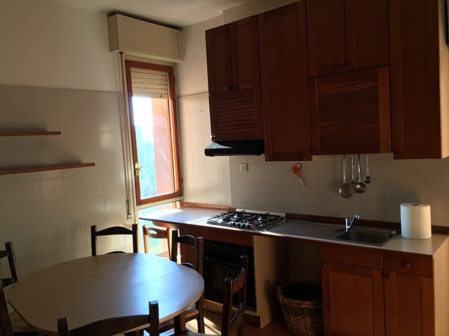 共用房间 正在以 €290 的月租出租，其位于 Bologna, Via San Donato