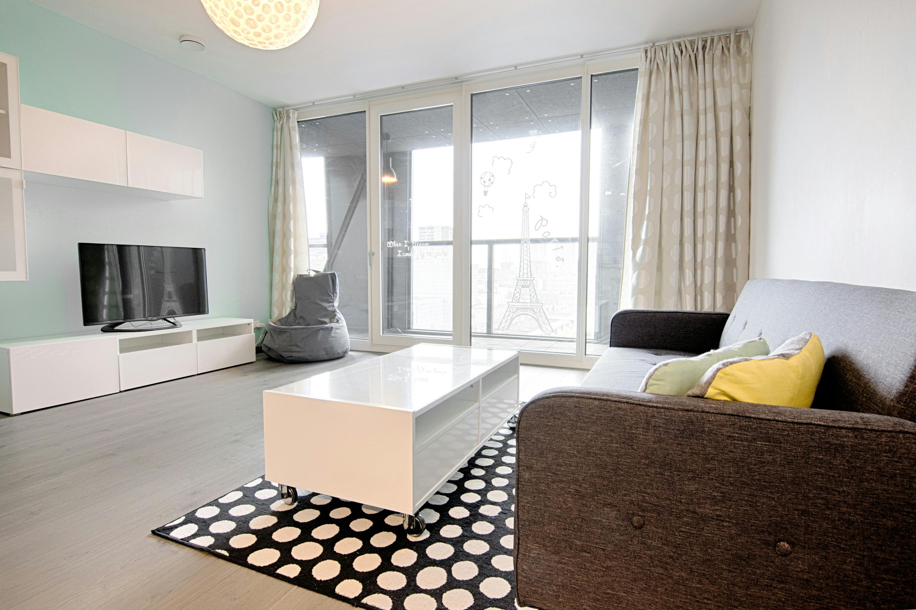 Lägenhet att hyra för 3 490 € i månaden i Rotterdam, Kruisplein