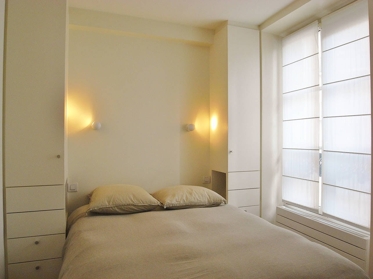 Apartment for rent for €1,700 per month in Paris, Rue d'Assas
