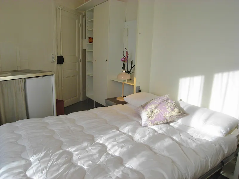 7 Rue du Pont aux Choux, Paris - in Paris