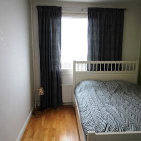 Отдельная комната сдается в аренду за 450 € в месяц в Espoo, Kaskilaaksontie