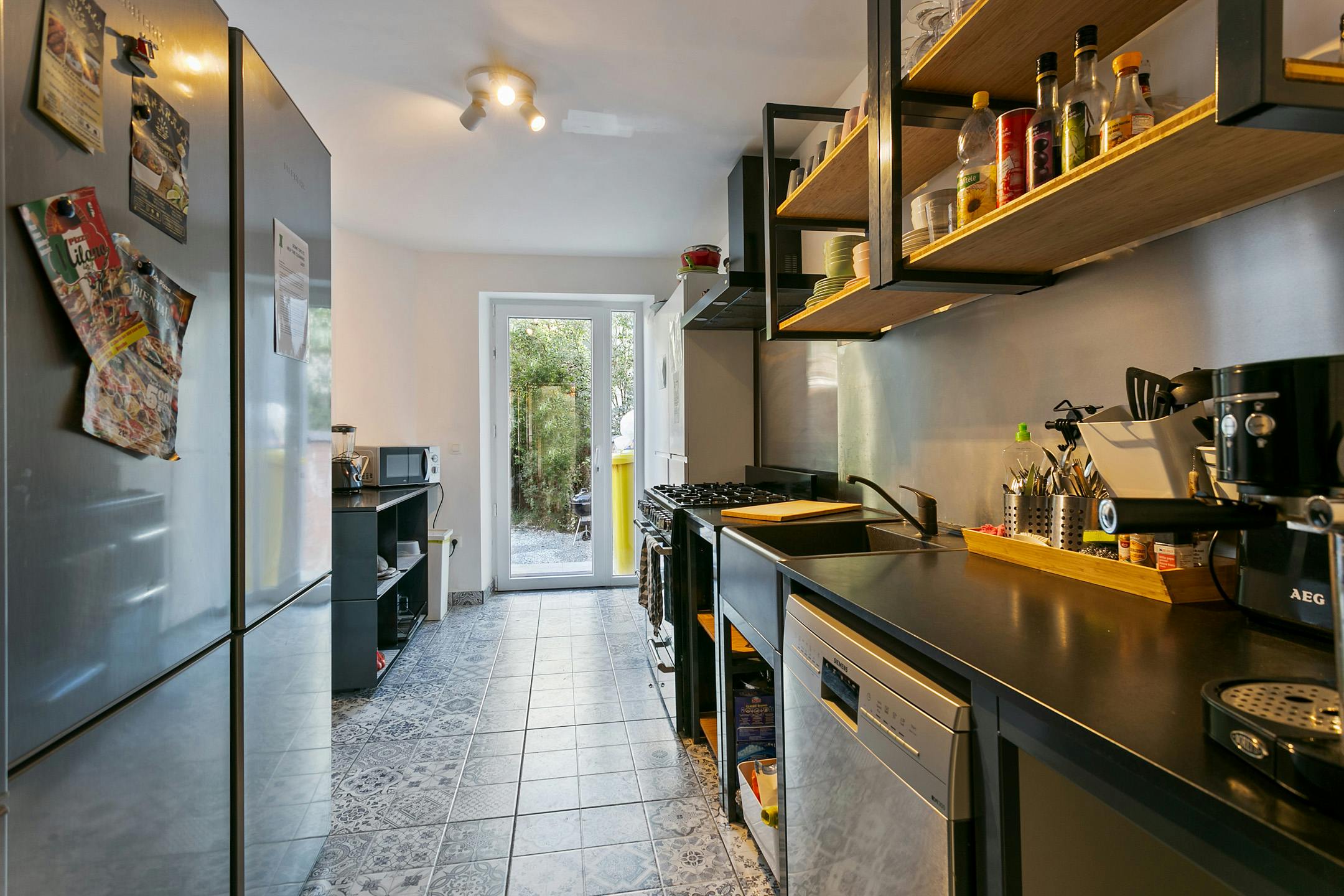 preview gallery tile