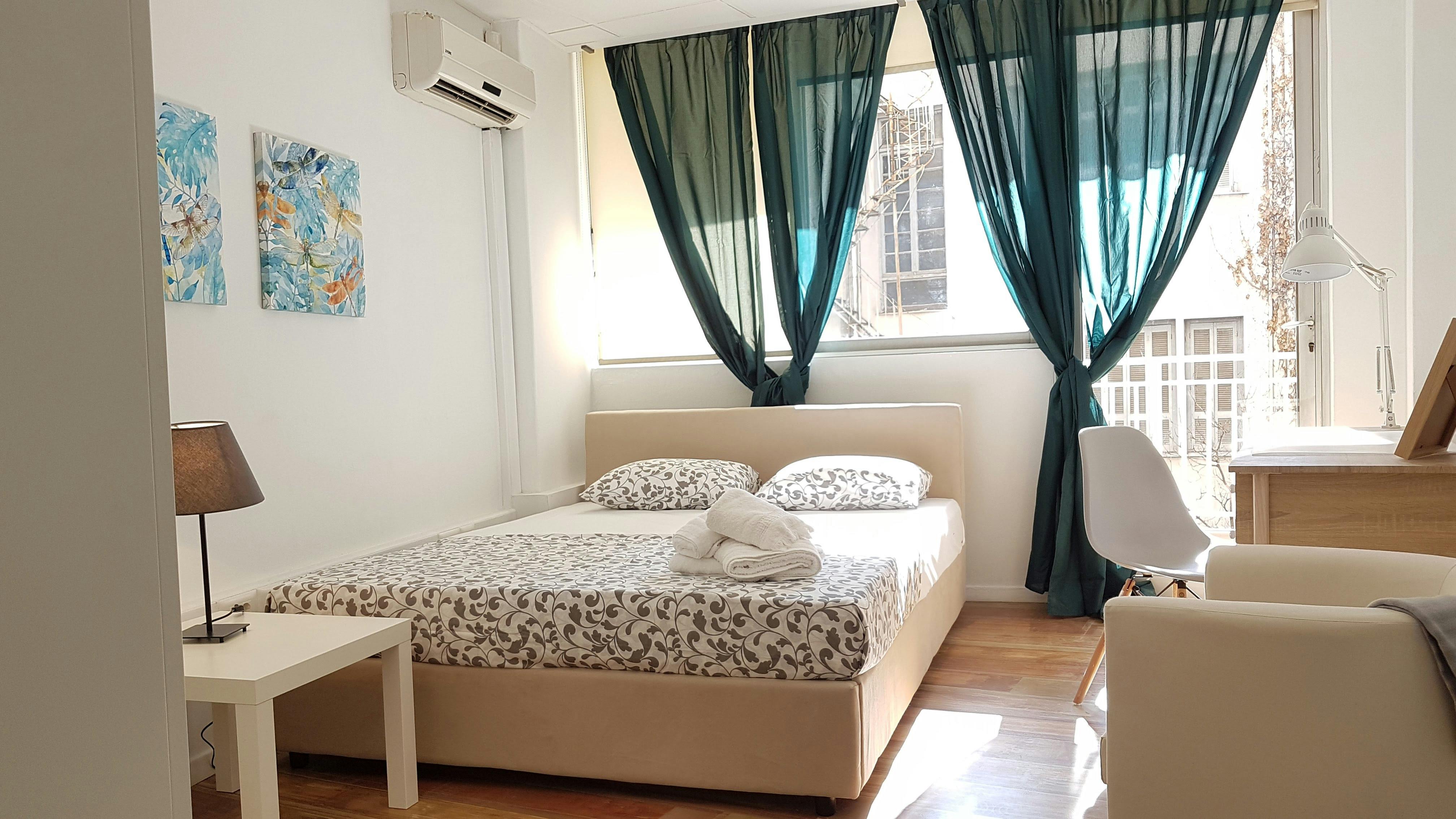 Private room for rent for €410 per month in Athens, Agiou Meletiou