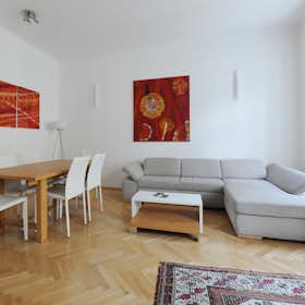 Apartment for rent for €2,290 per month in Vienna, Pfefferhofgasse