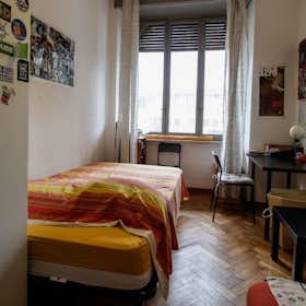Private room for rent for €500 per month in Turin, Corso San Maurizio
