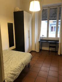 Private room for rent for €490 per month in Turin, Corso San Maurizio