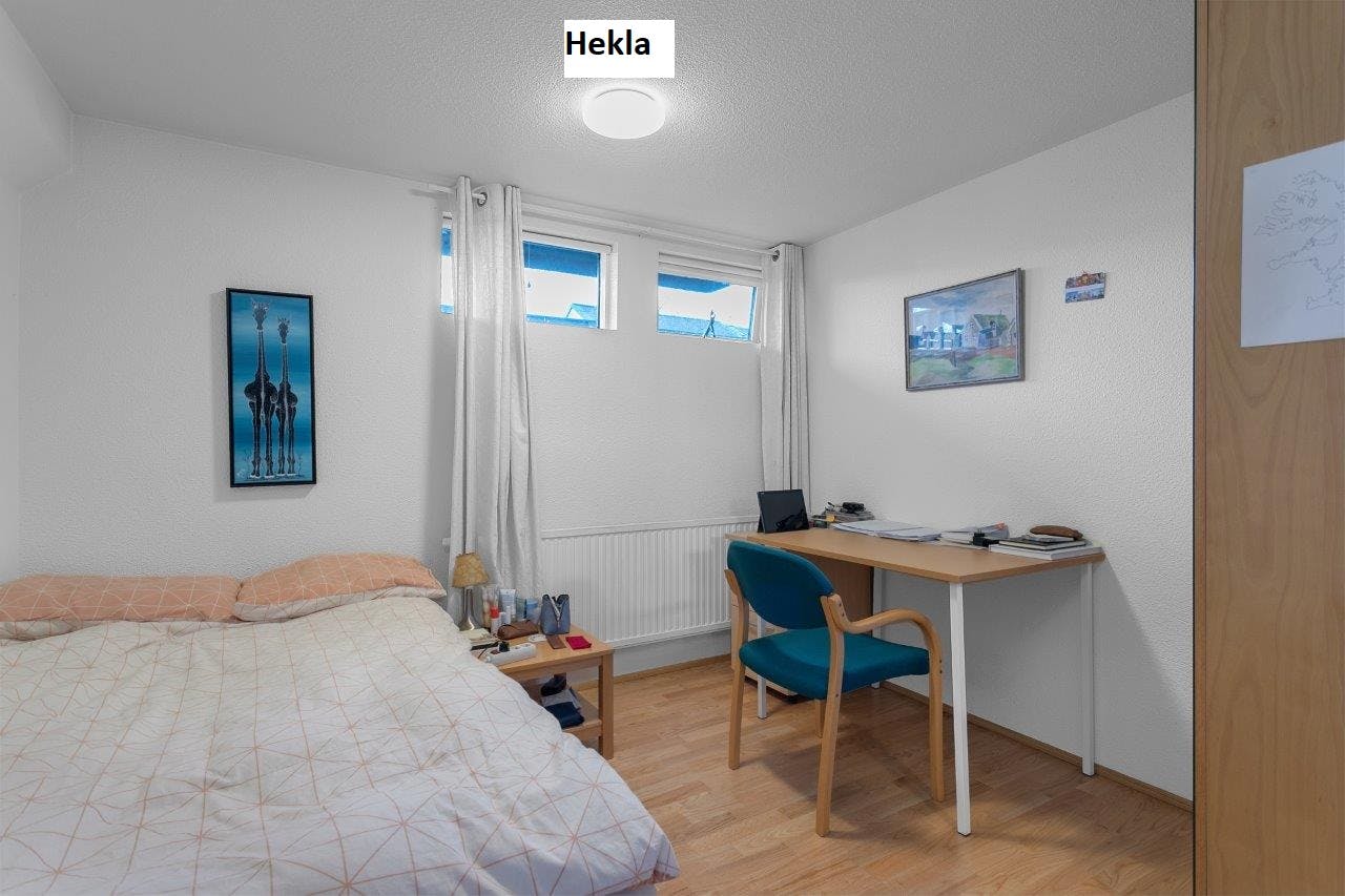 WG-Zimmer zu mieten für 130.014 ISK pro Monat in Kópavogur, Sæbólsbraut
