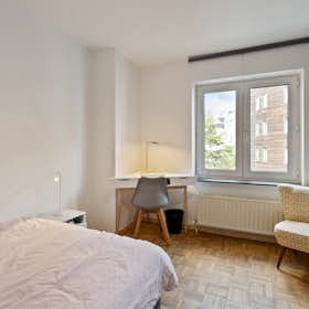 Private room for rent for €810 per month in Brussels, Rue Stevin