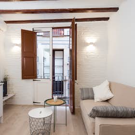 Studio for rent for €1,100 per month in Barcelona, Carrer del Malnom
