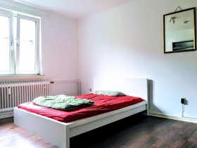 Privé kamer te huur voor € 400 per maand in Dortmund, Lübecker Straße