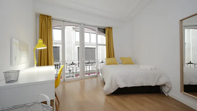 Private room in Carrer de Santa Anna, Barcelona (714149) room image 1