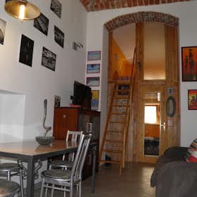 Apartamento for rent for € 600 per month in Turin, Via Bologna