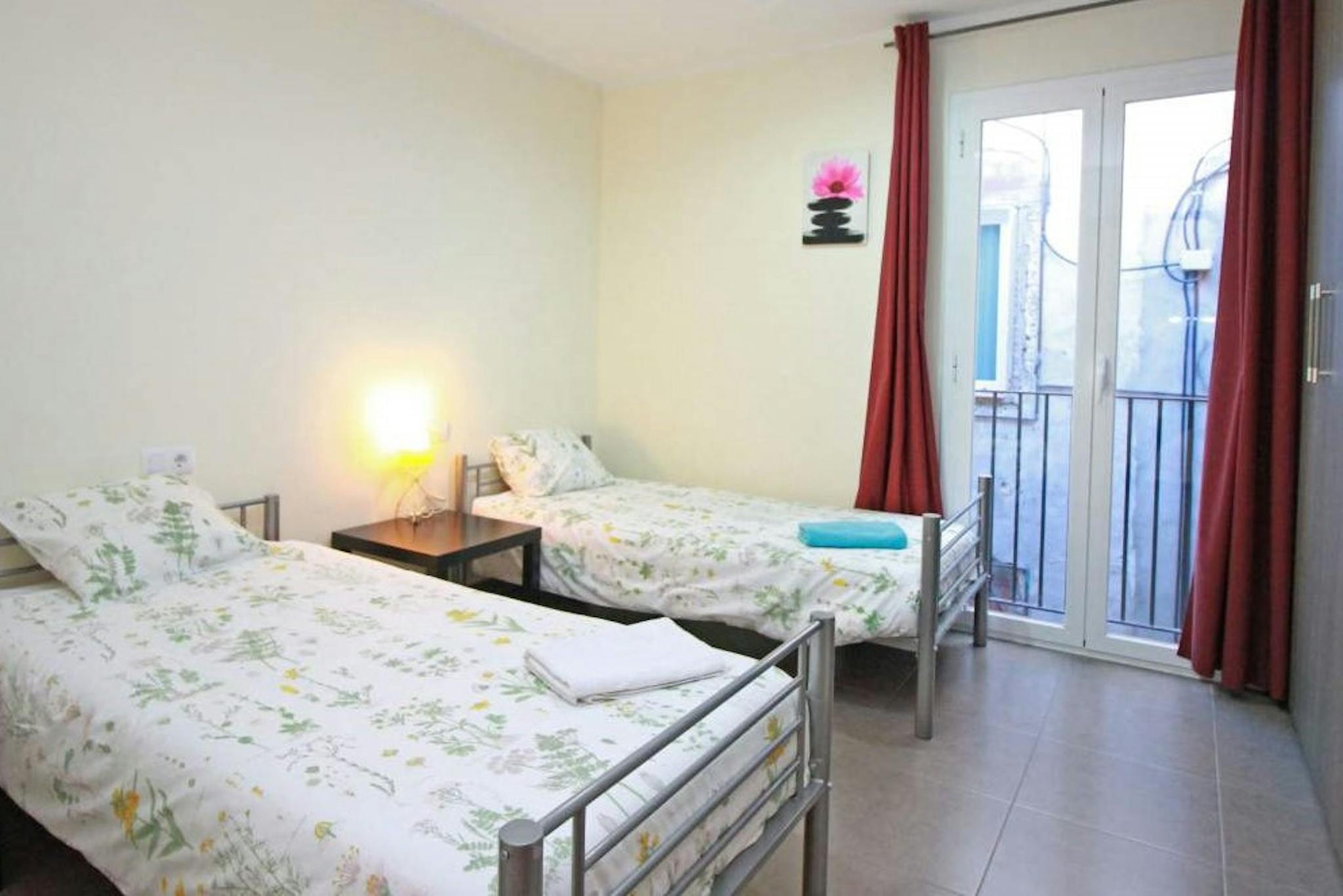 Carrer de l'Hospital, Barcelona preview