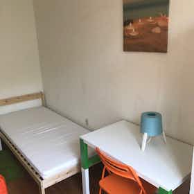 Privé kamer te huur voor € 285 per maand in Maastricht, Notenborg