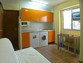 Apartament de închiriat pentru 580 EUR pe lună în Salamanca, Calle Don Bosco