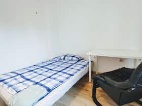 Отдельная комната сдается в аренду за 330 € в месяц в Dortmund, Lütgendortmunder Straße