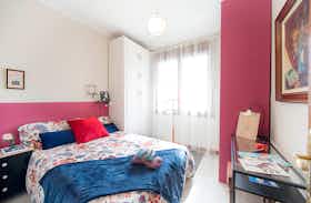 Private room for rent for €500 per month in Bilbao, Unamuno Miguel Plaza
