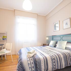 Private room for rent for €500 per month in Bilbao, Alberca Doktorearen Kalea