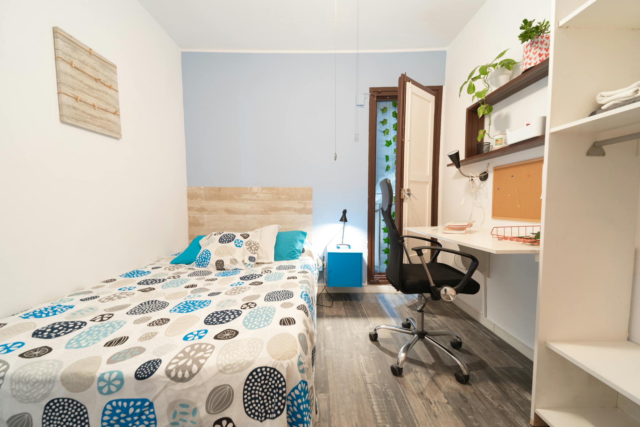 Carrer de Sicília, Barcelona preview