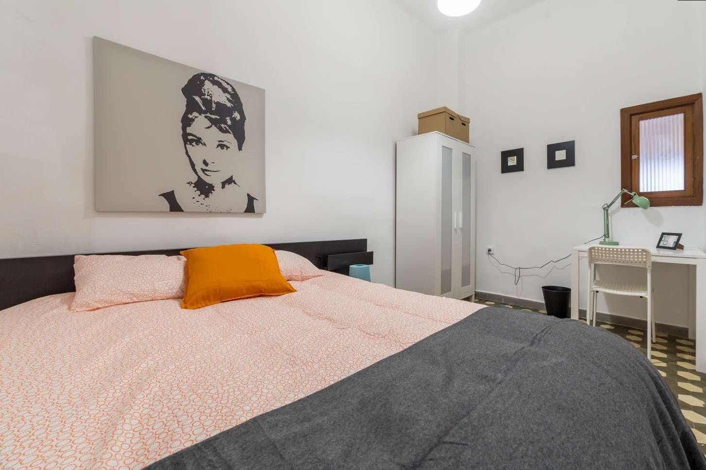 Carrer de Buenos Aires, Valencia preview