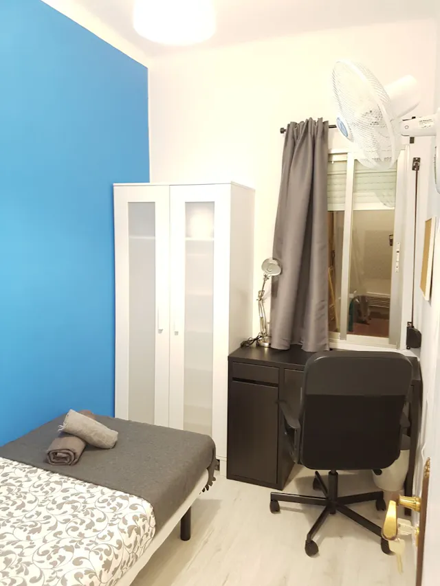 Private room in Carrer de Mallorca, Barcelona (723861) room image 1