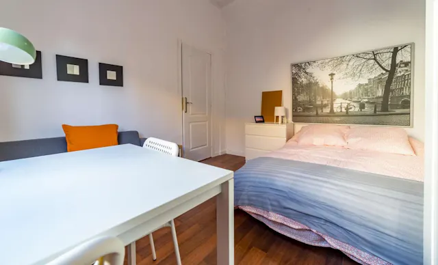 Private room in Carrer de les Comèdies, Valencia (724663) room image 2