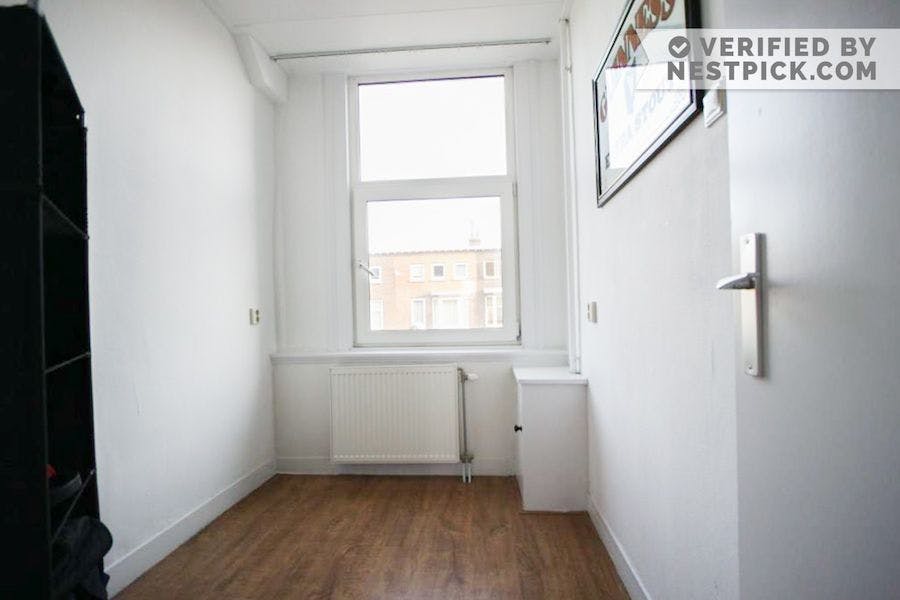 Apartment Schiedam, 4 beds, 22m² — photo 1