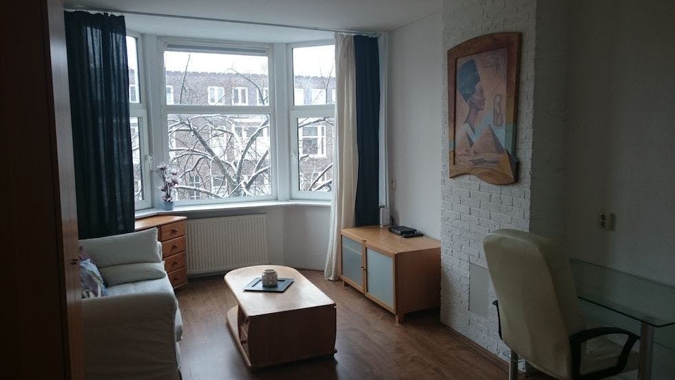 Apartment Schiedam, 4 beds, 22m² — photo 2