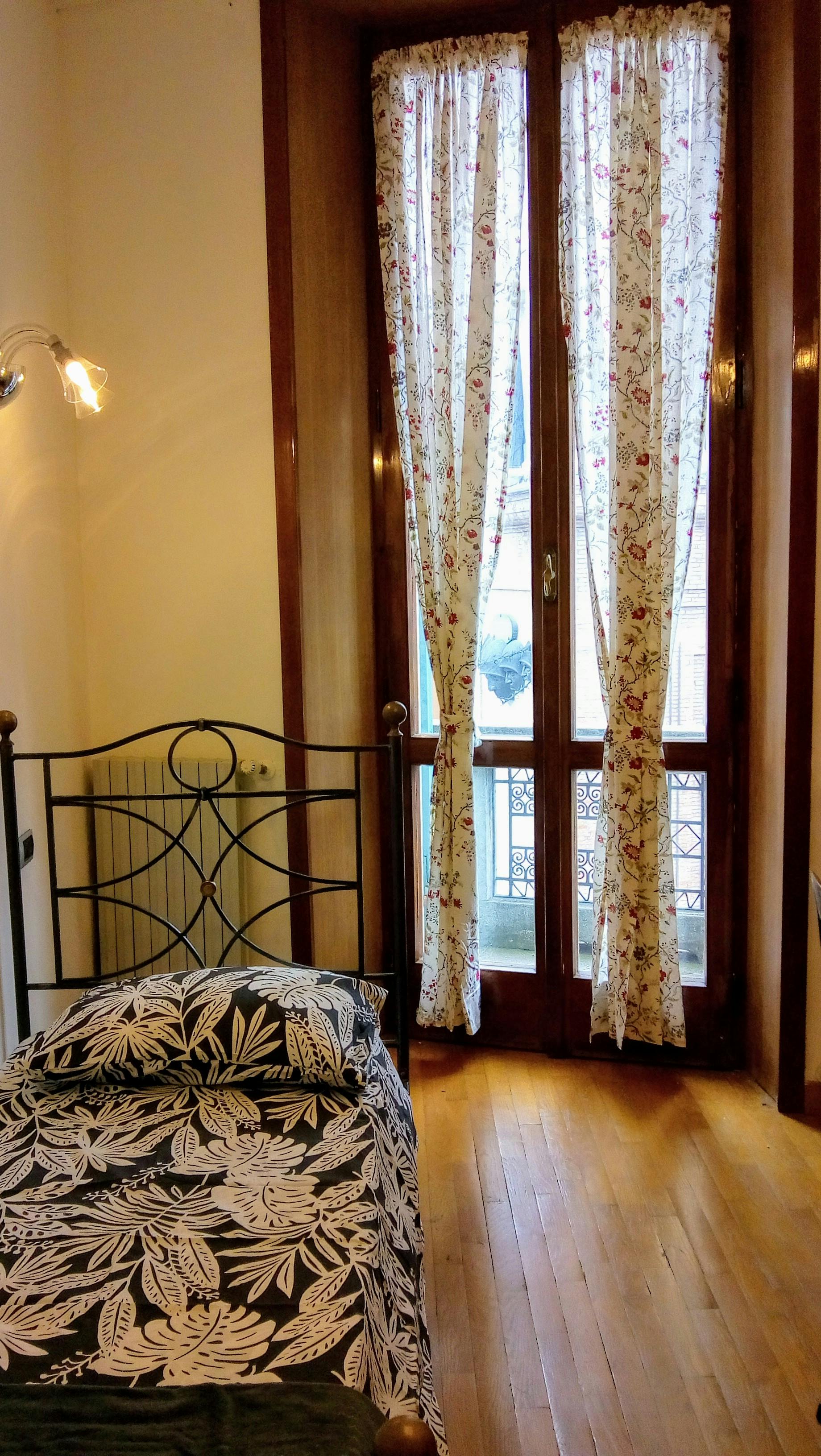 Private room for rent for €500 per month in Parma, Strada Cavour